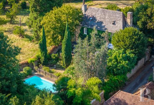midi-pyrenees - A converted presbytery with a curate’s garden, rear courtyard, and swimming pool, in a peaceful, small village near the upper Quercy and Corèze areas